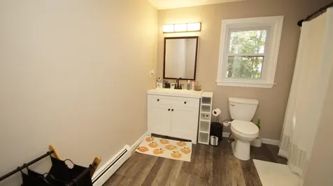 13L Tigertail Circle Derry NH 03038