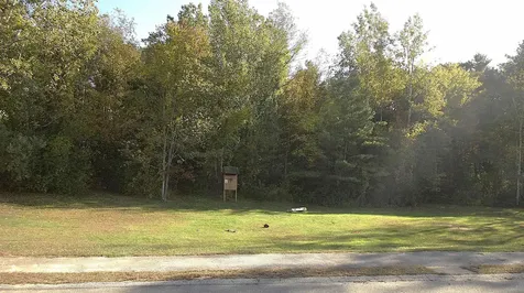 13L Tigertail Circle Derry NH 03038