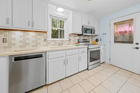 17 Centennial Drive Webster NH 03303