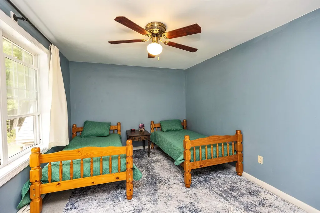 9 Burnham Drive New Boston NH 03070