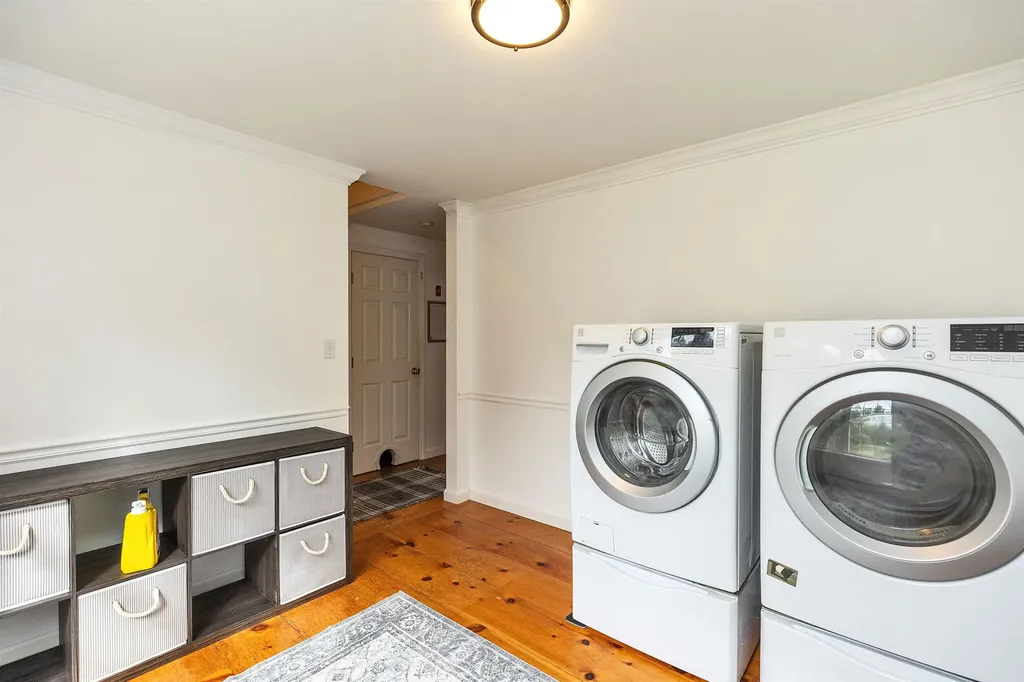 9 Burnham Drive New Boston NH 03070