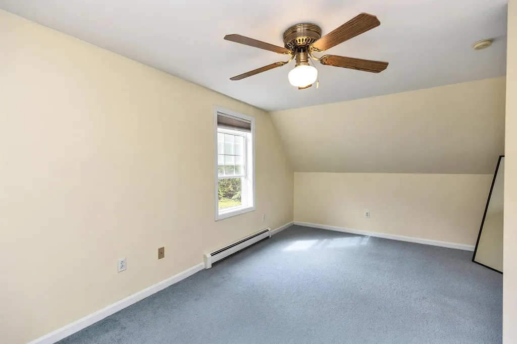 9 Burnham Drive New Boston NH 03070