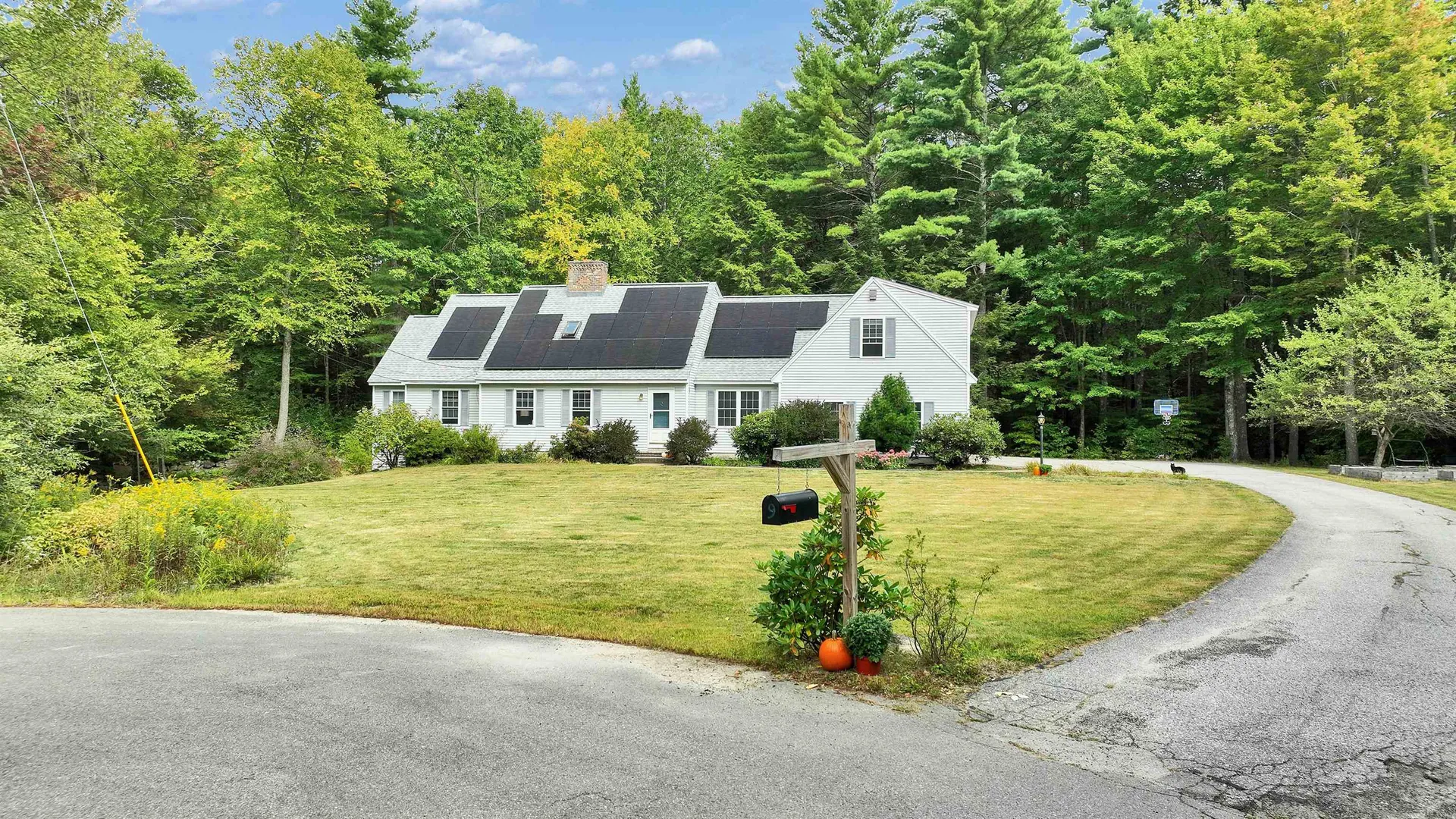 9 Burnham Drive New Boston NH 03070