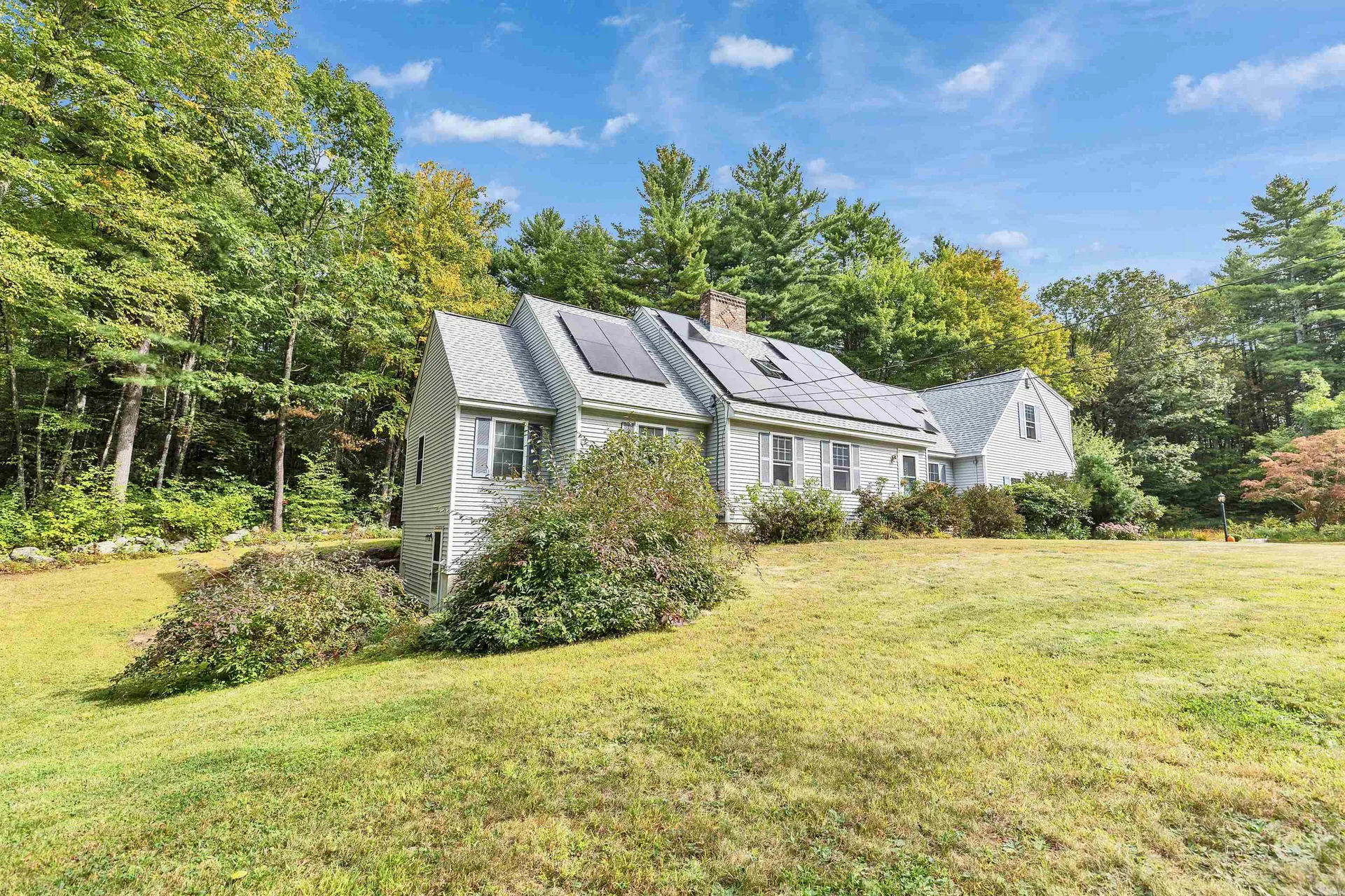 9 Burnham Drive New Boston NH 03070