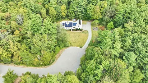 9 Burnham Drive New Boston NH 03070