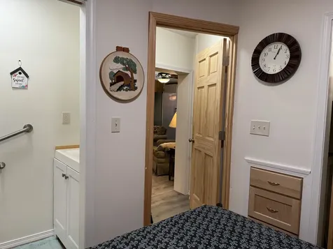 17 Amidon Lane Tamworth NH 03886