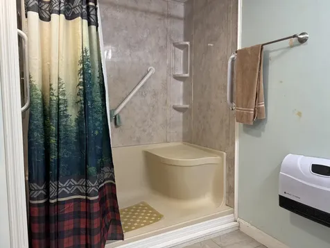 17 Amidon Lane Tamworth NH 03886