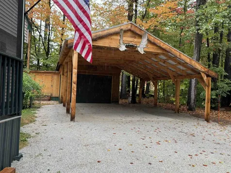 17 Amidon Lane Tamworth NH 03886