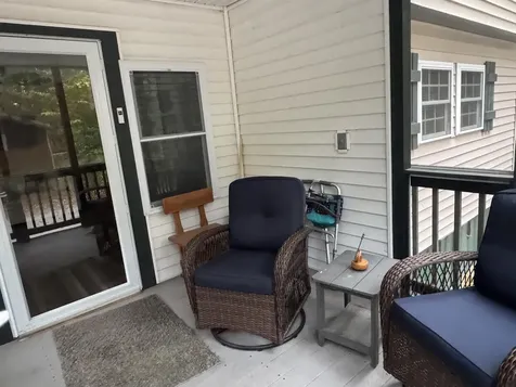 17 Amidon Lane Tamworth NH 03886