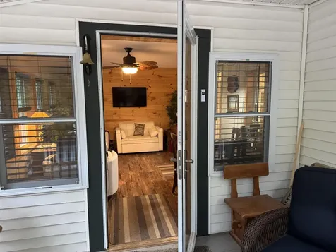 17 Amidon Lane Tamworth NH 03886