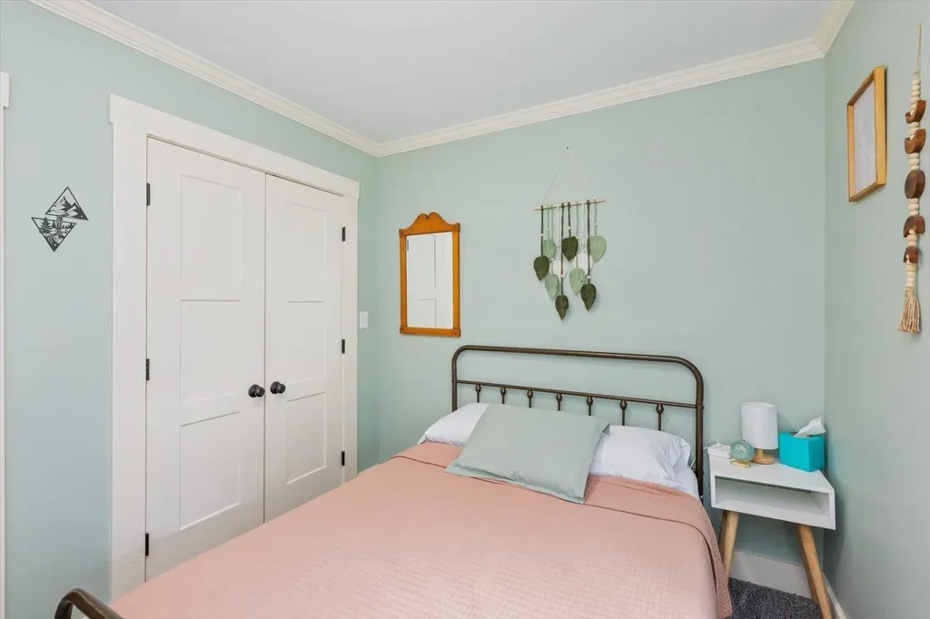 58-60 Frost Place Brattleboro VT 05301