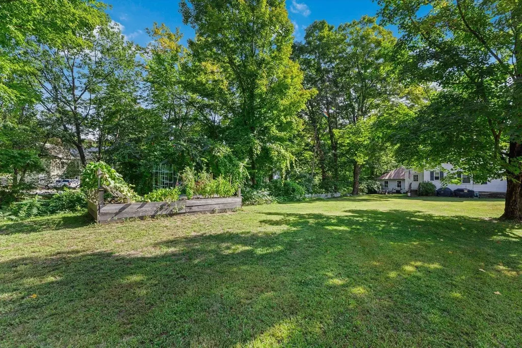 58-60 Frost Place Brattleboro VT 05301