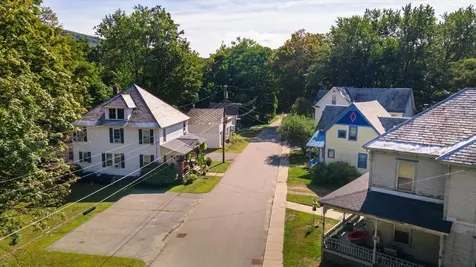 58-60 Frost Place Brattleboro VT 05301