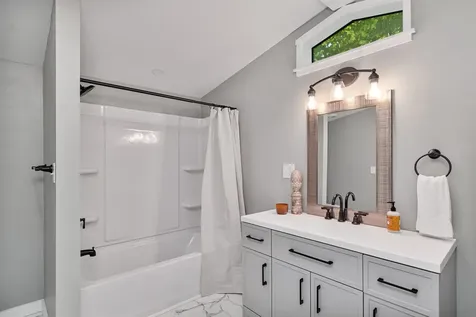 19 Greenbriar Lane Colchester VT 05446