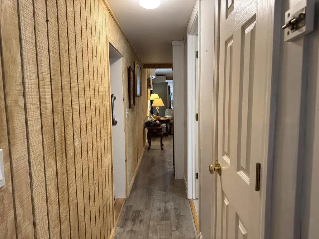 17 Amidon Lane Tamworth NH 03886