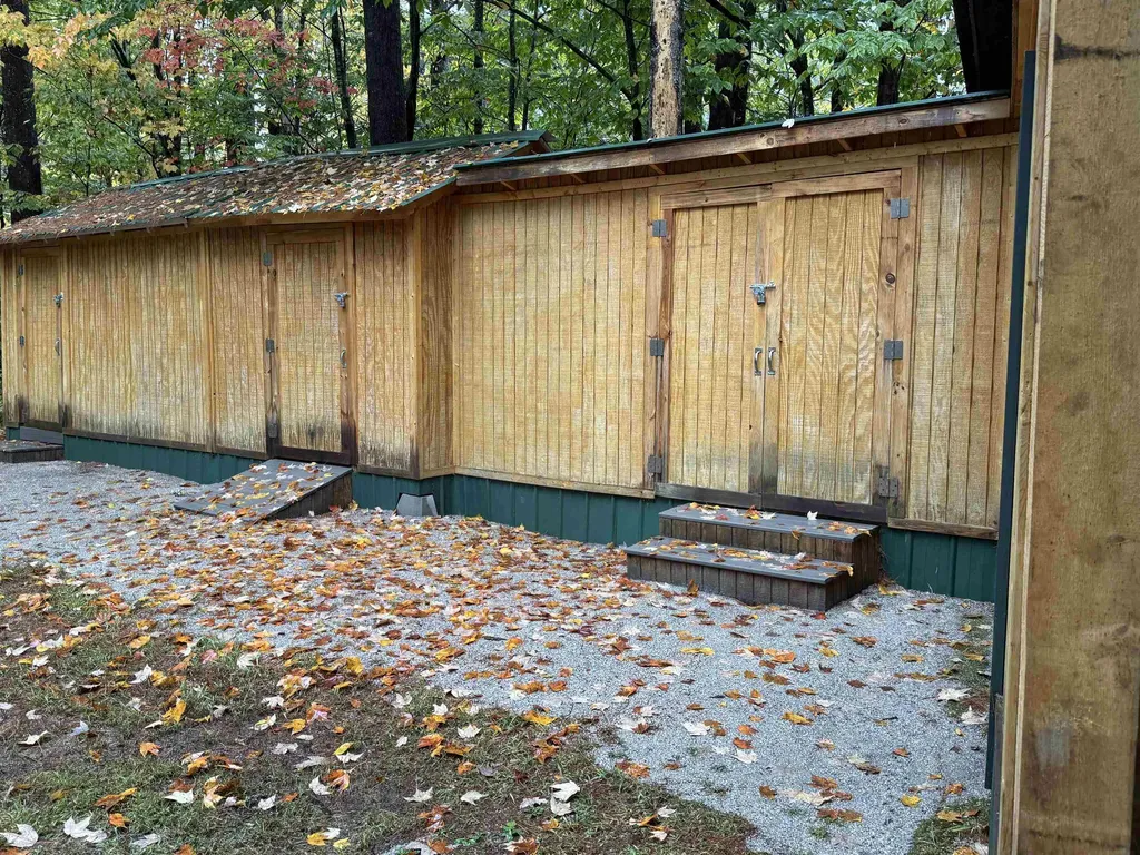 17 Amidon Lane Tamworth NH 03886