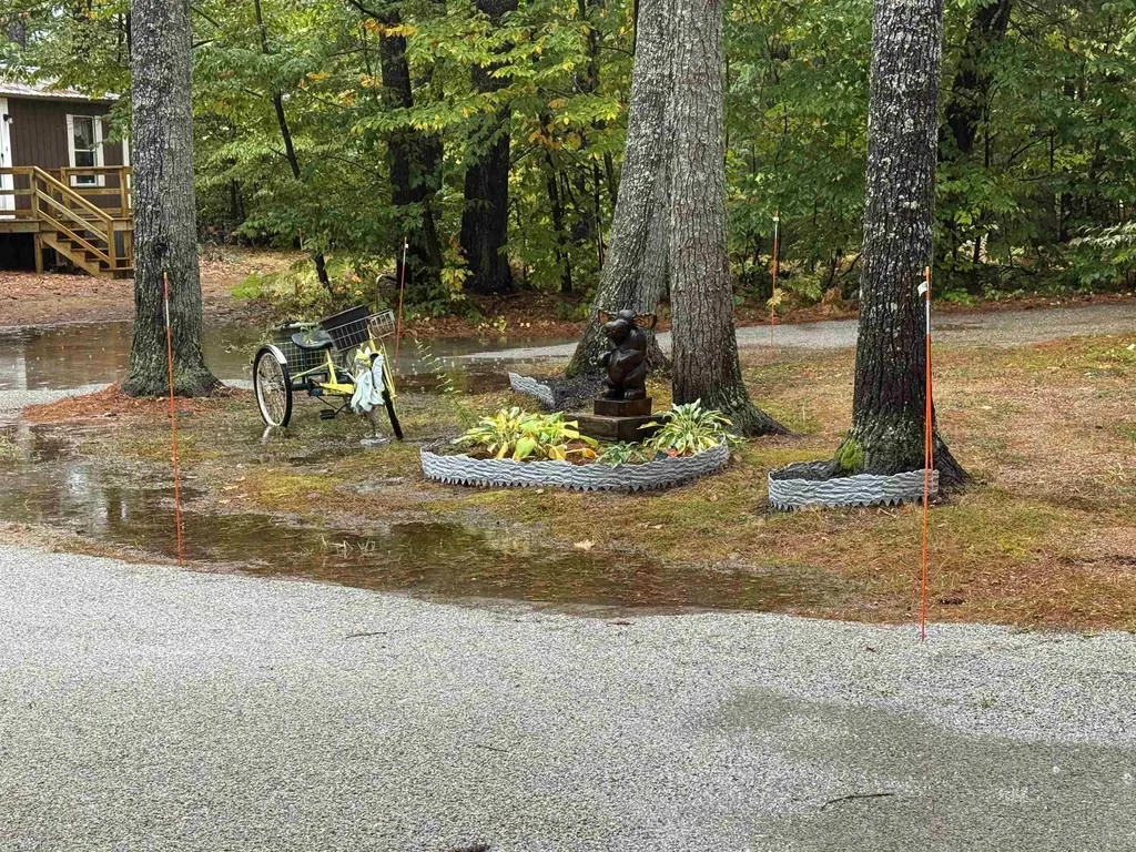 17 Amidon Lane Tamworth NH 03886