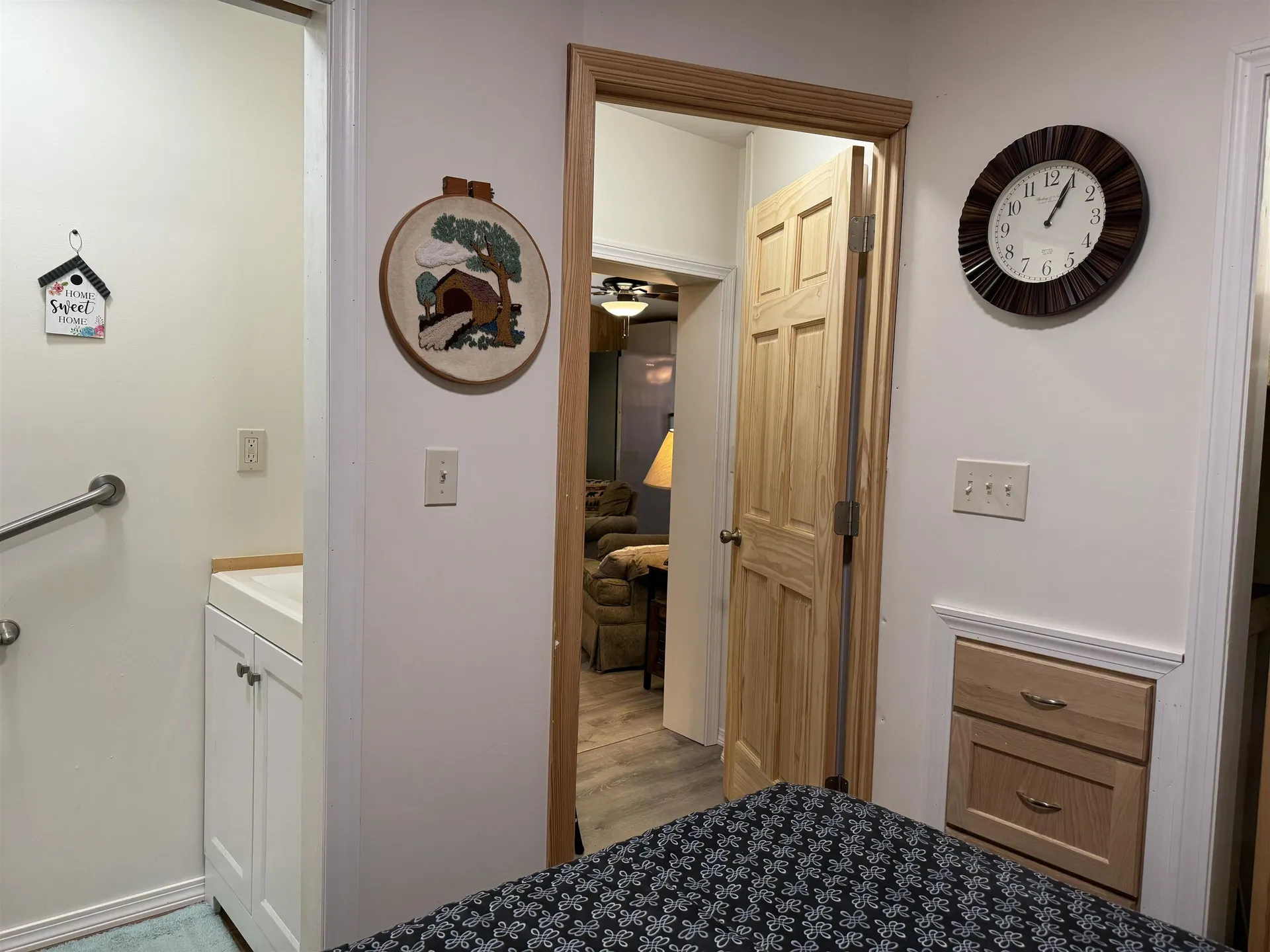 17 Amidon Lane Tamworth NH 03886