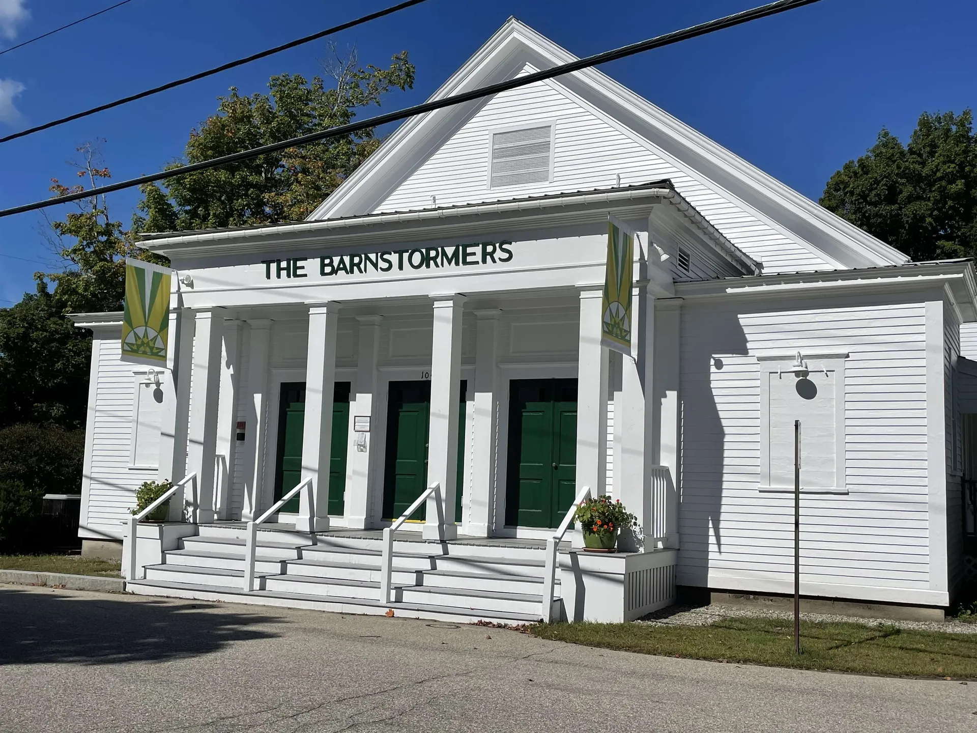 17 Amidon Lane Tamworth NH 03886