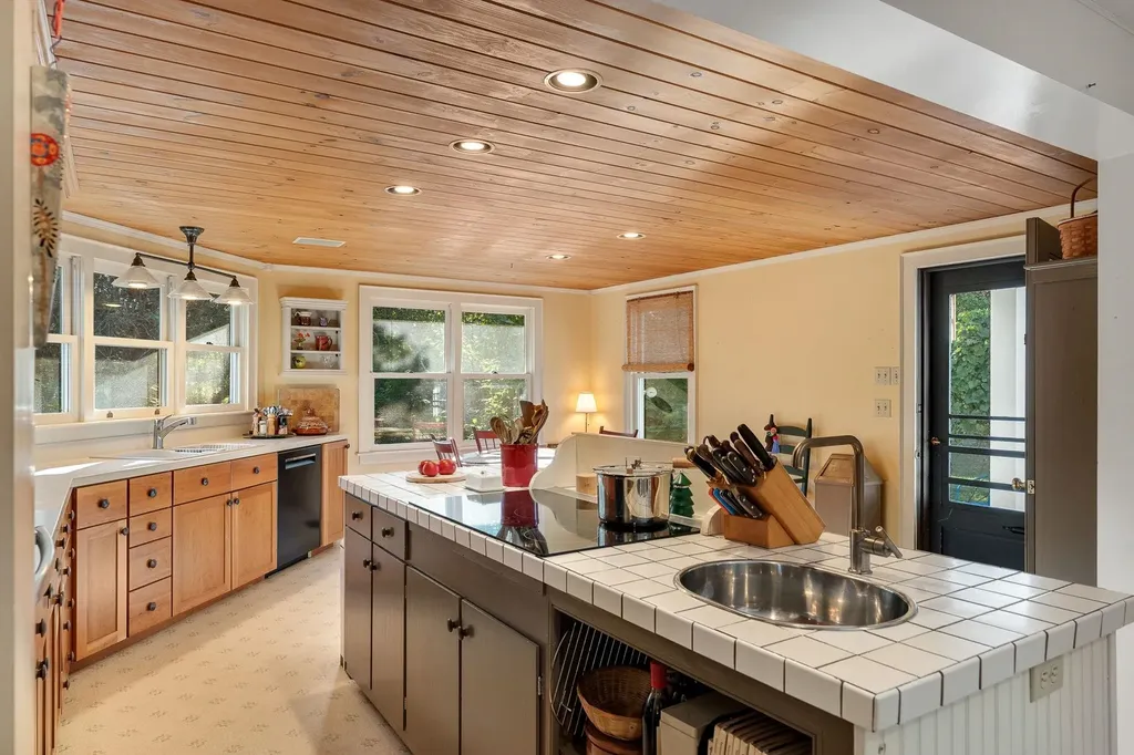 61 Richardson Road Berlin VT 05465