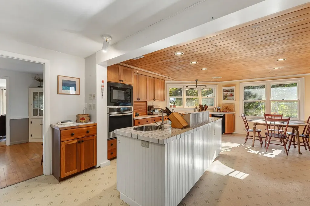 61 Richardson Road Berlin VT 05465