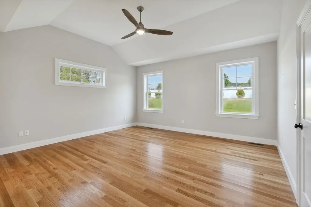 7 Washburn Farm Lane Kittery ME 03905