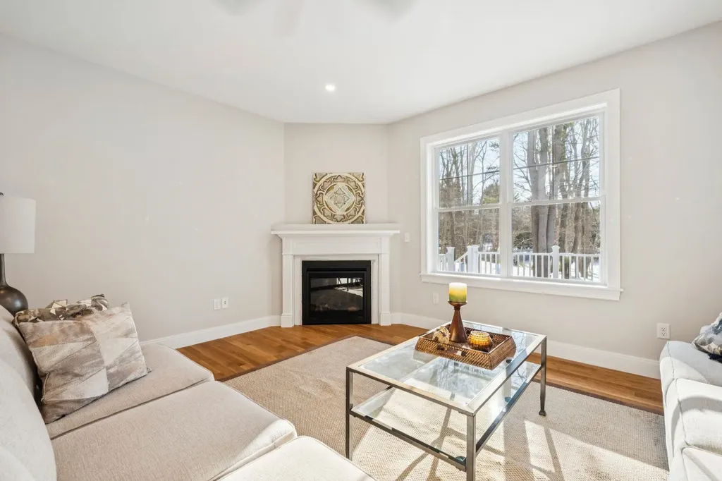 7 Washburn Farm Lane Kittery ME 03905