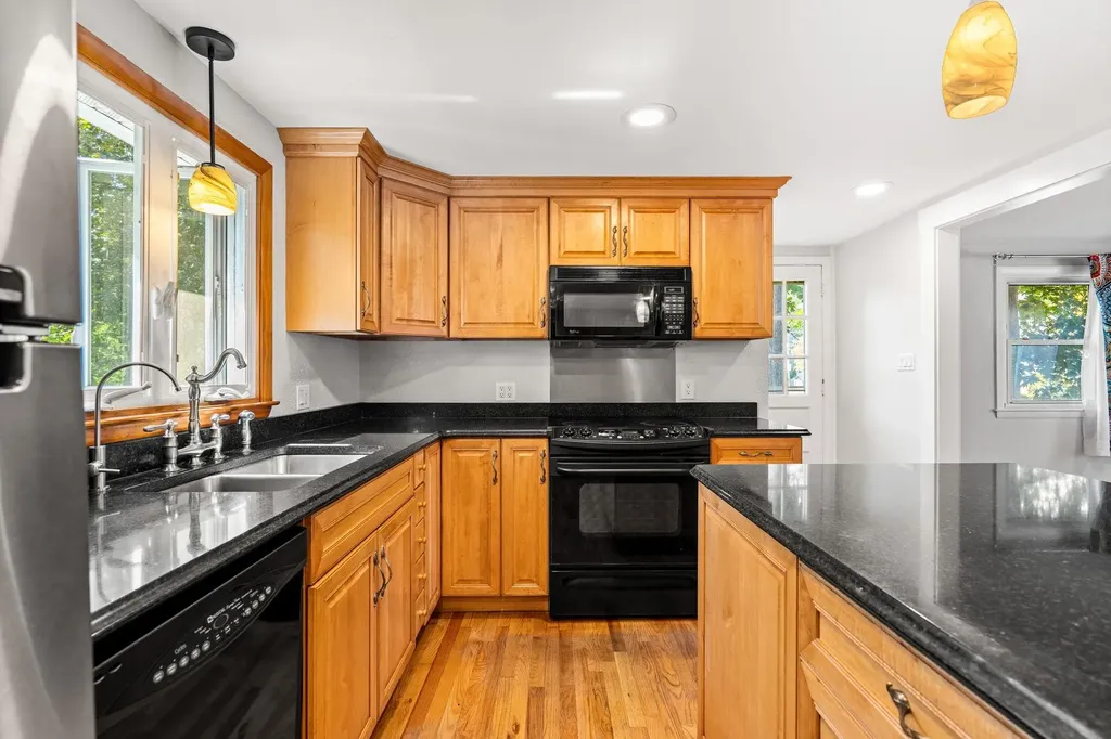 255 Thornton Street Portsmouth NH 03801