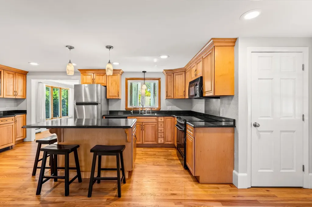 255 Thornton Street Portsmouth NH 03801