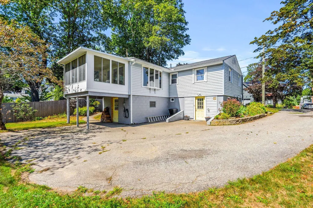 255 Thornton Street Portsmouth NH 03801