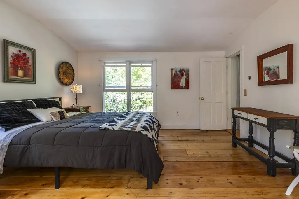 11 1/2 Church Street Woodstock VT 05091