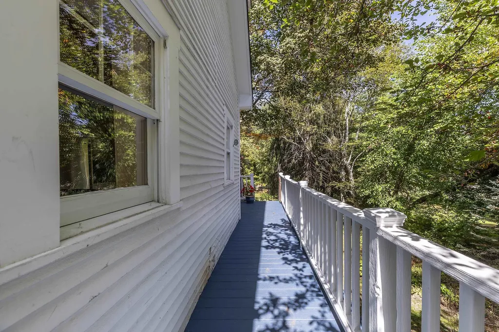 11 1/2 Church Street Woodstock VT 05091