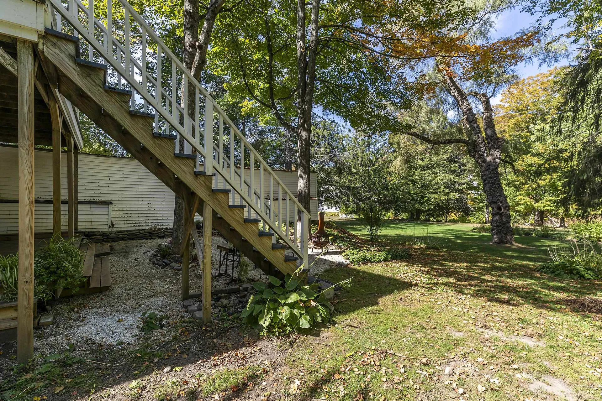 11 1/2 Church Street Woodstock VT 05091