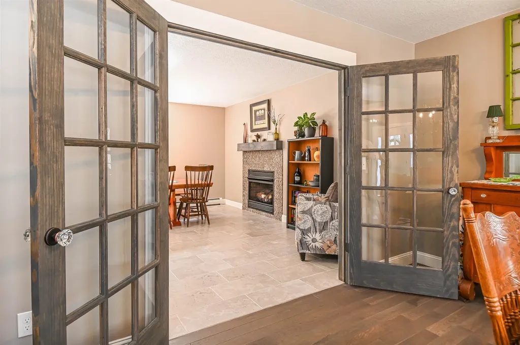 17 Federal Corner Road Tuftonboro NH 03816