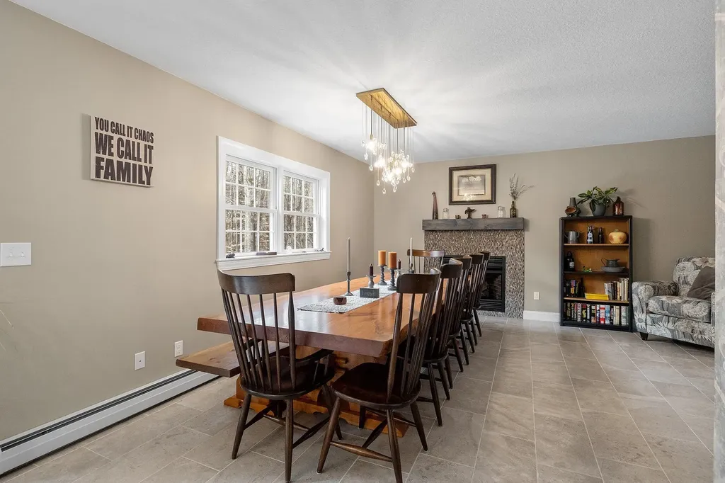 17 Federal Corner Road Tuftonboro NH 03816