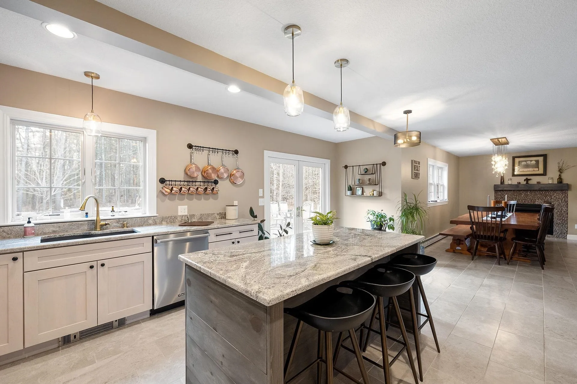 17 Federal Corner Road Tuftonboro NH 03816