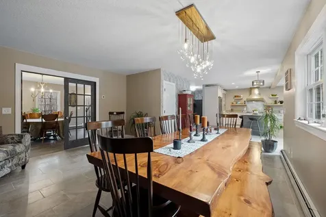 17 Federal Corner Road Tuftonboro NH 03816