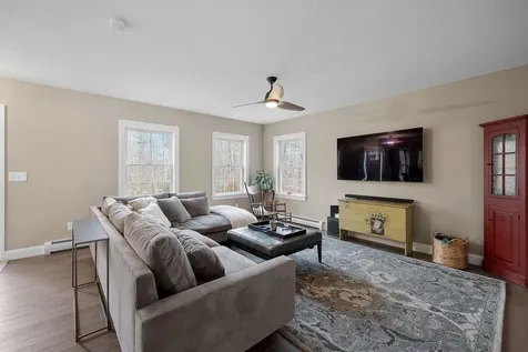 17 Federal Corner Road Tuftonboro NH 03816