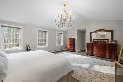 17 Federal Corner Road Tuftonboro NH 03816