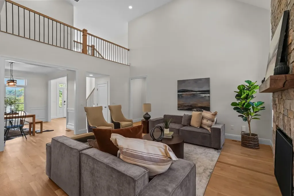 15 Rising Ridge Road Campton NH 03223