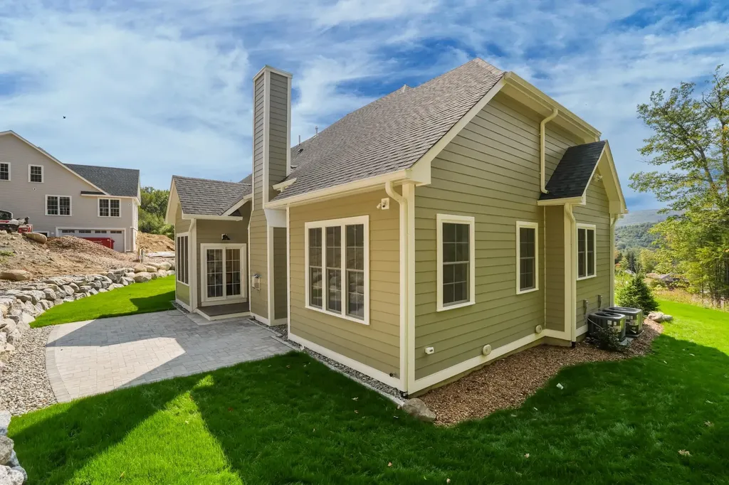 15 Rising Ridge Road Campton NH 03223