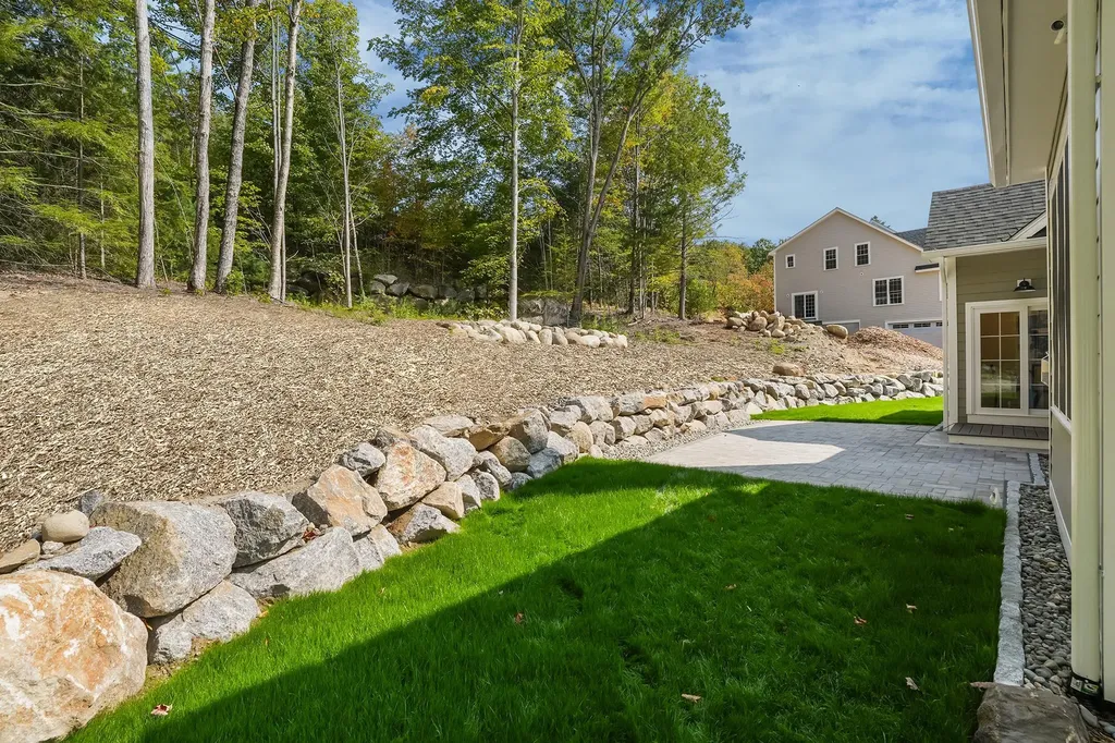 15 Rising Ridge Road Campton NH 03223