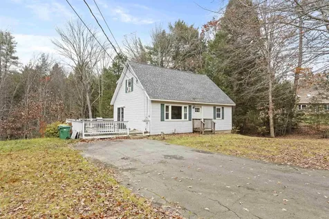 6 Pulaski Drive Fremont NH 03044