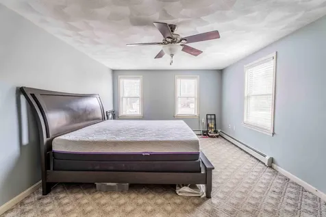 9 Round Robin Loop Fremont NH 03044