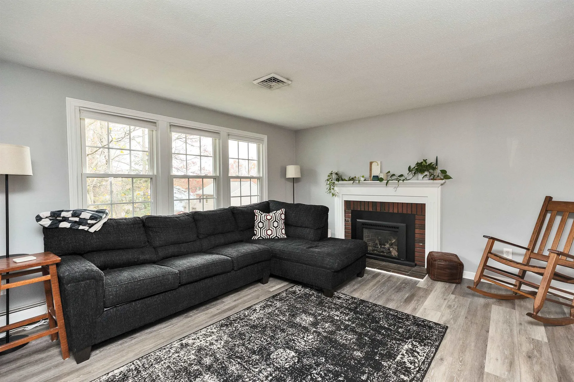 541 Pickering Street Manchester NH 03104