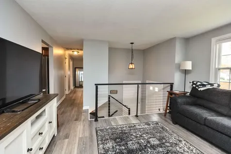 541 Pickering Street Manchester NH 03104