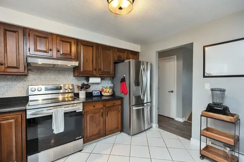 541 Pickering Street Manchester NH 03104