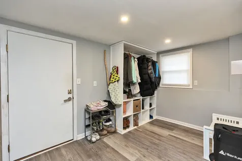 541 Pickering Street Manchester NH 03104