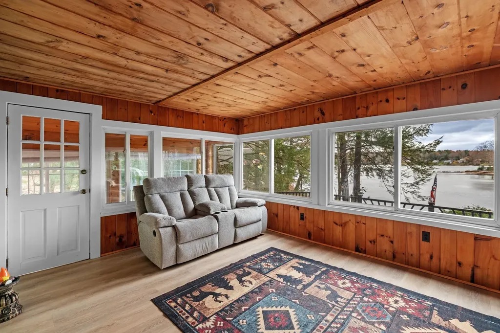 288 Pinkham Road Middleton NH 03887