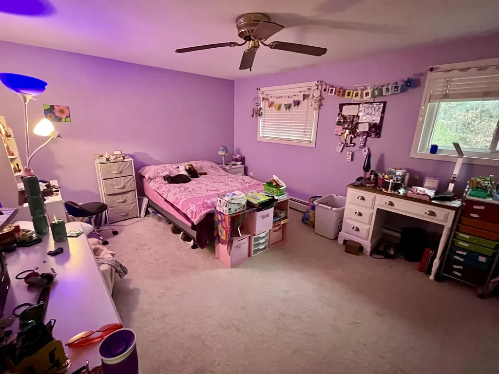 69 Oakridge Drive Londonderry NH 03053